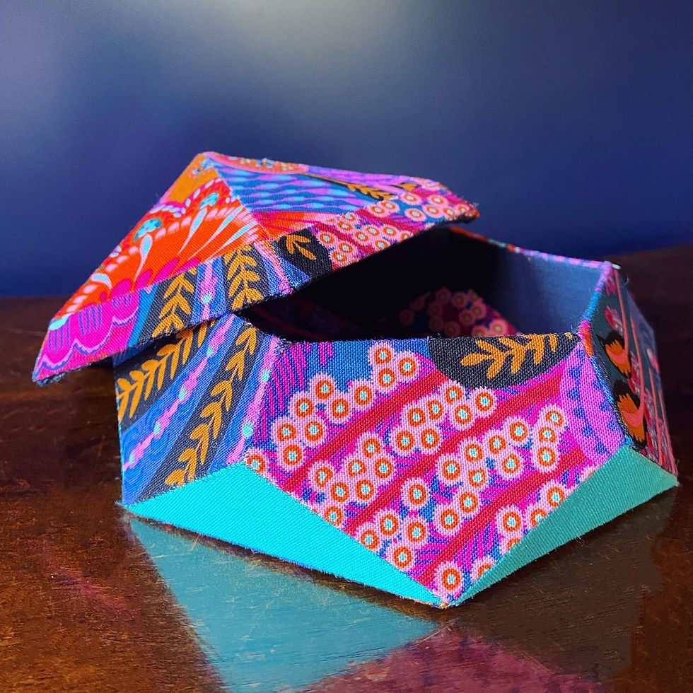 Thumbnail: The Jewel Lid
