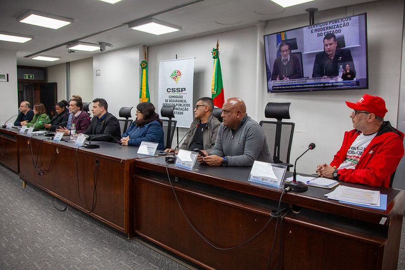 Audiência pública aponta precarização da saúde básica em Porto Alegre e cobra responsabilidade da Prefeitura