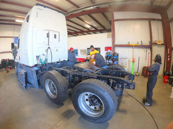 How Much Do Diesel Mechanics Make in Kansas City? (2026 Salary Guide)