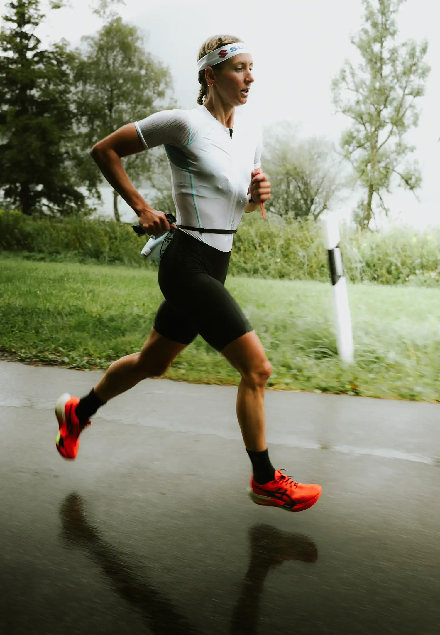 Marlene Gomez-Göggel auf der Laufstrecke beim Allgäu Triathlon