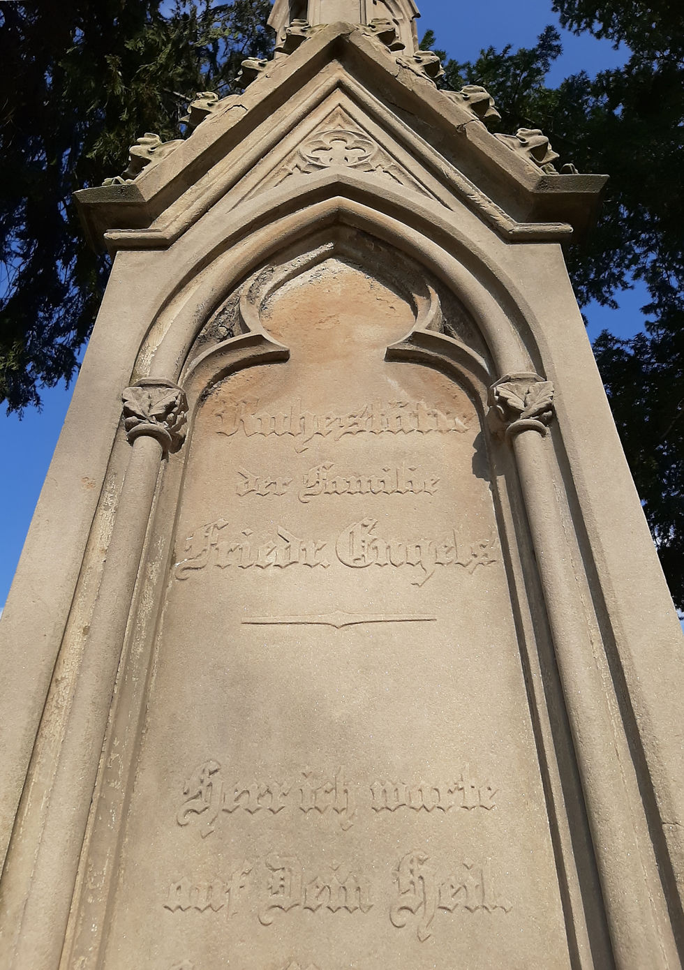 Grabmal der Familie Friedrich Engels, Friedrich Engels, Socialist, Old Tombstone, Altes Grabmal Wuppertal, Nordrhein Westfalen Northrhine Westphalia