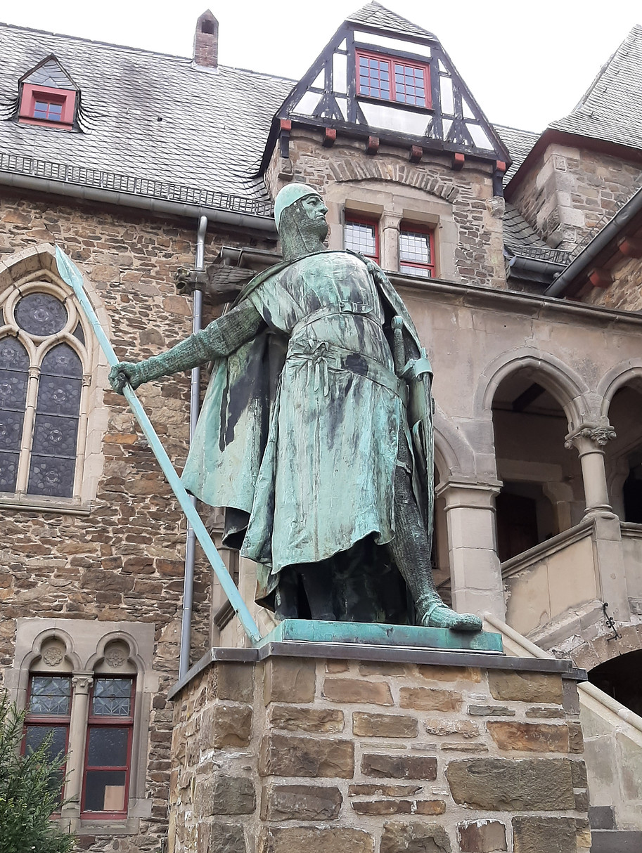Schloss Burg Castle, Solingen Graf Adolf I. von Berg