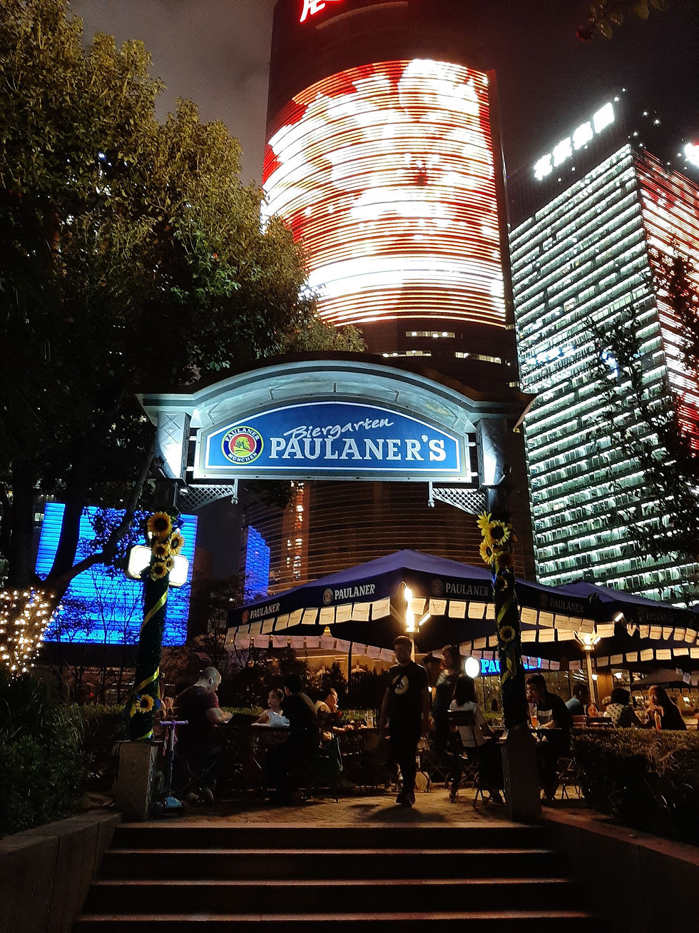 Paulaner Biergarten im Binjiang Park, Shanghai