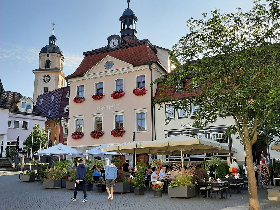 Bad Salzungen, Thüringen, Thuringia, Markt, Market Square, Rathaus Town Hall und Evangelische Kirche Protestant Church