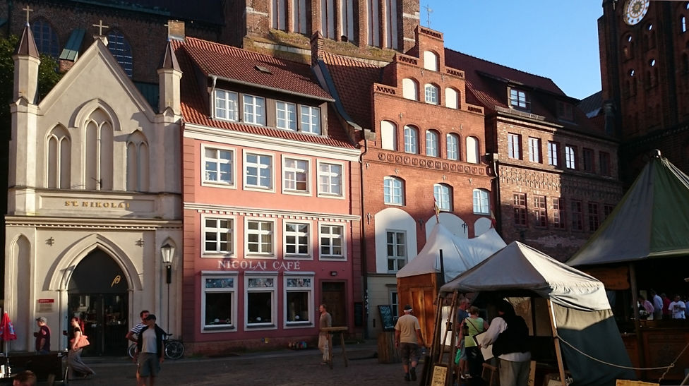 Eingang Nikolaikirche