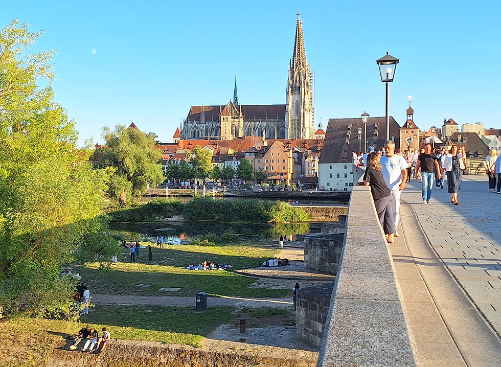 Regensburg Danube Donau, Alte Brücke Old Bridge, Kathedral Regensburger Dom