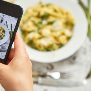 CHRISTMAS SOCIAL MEDIA PHOTOGRAPHY TIPS FOR CATERERS