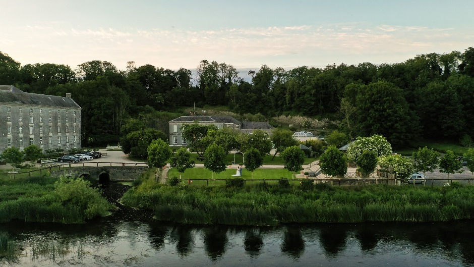 RE Duo Photography (781 of 905) (002)_edited.jpg