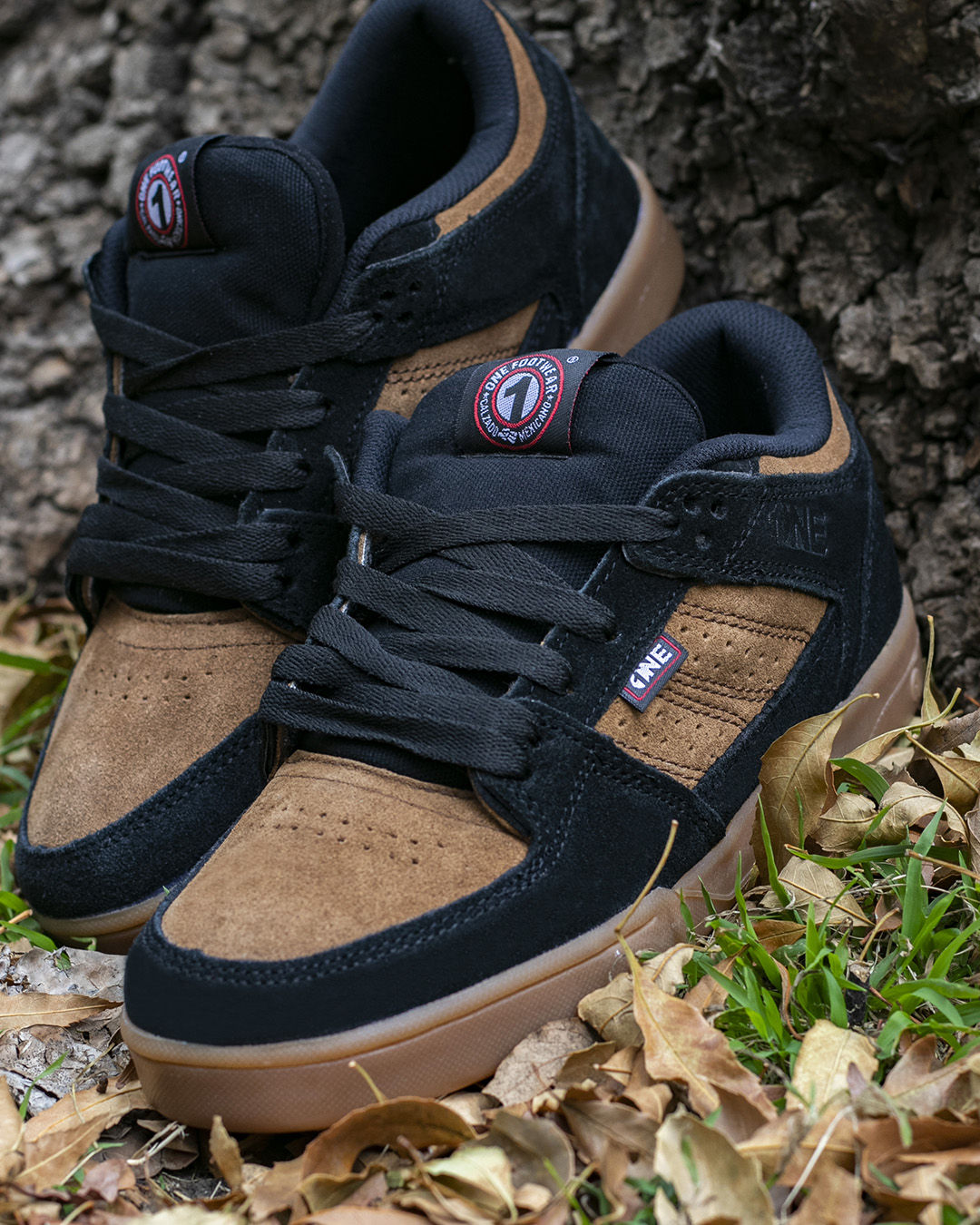 411 LOW BLACK CAMEL