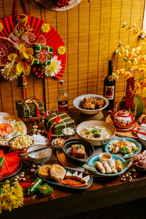 tết mâm cơm dọc.jpg