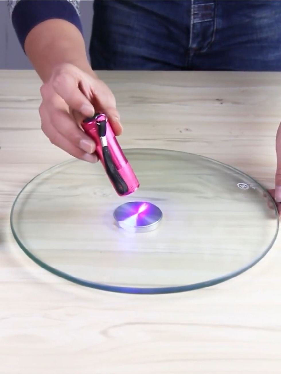 Thumbnail: Glass to Glass/Metal High Strength Construction Adhesive 50g plus free UV torch