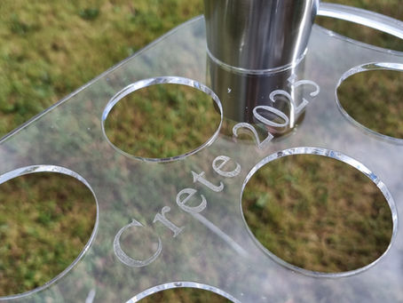 Acrylic drinks holder