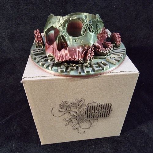 【希少】KRAKEN STAND calma store Kraken Black Spiced Rum Skull Bottle Holder 3D Printed Display