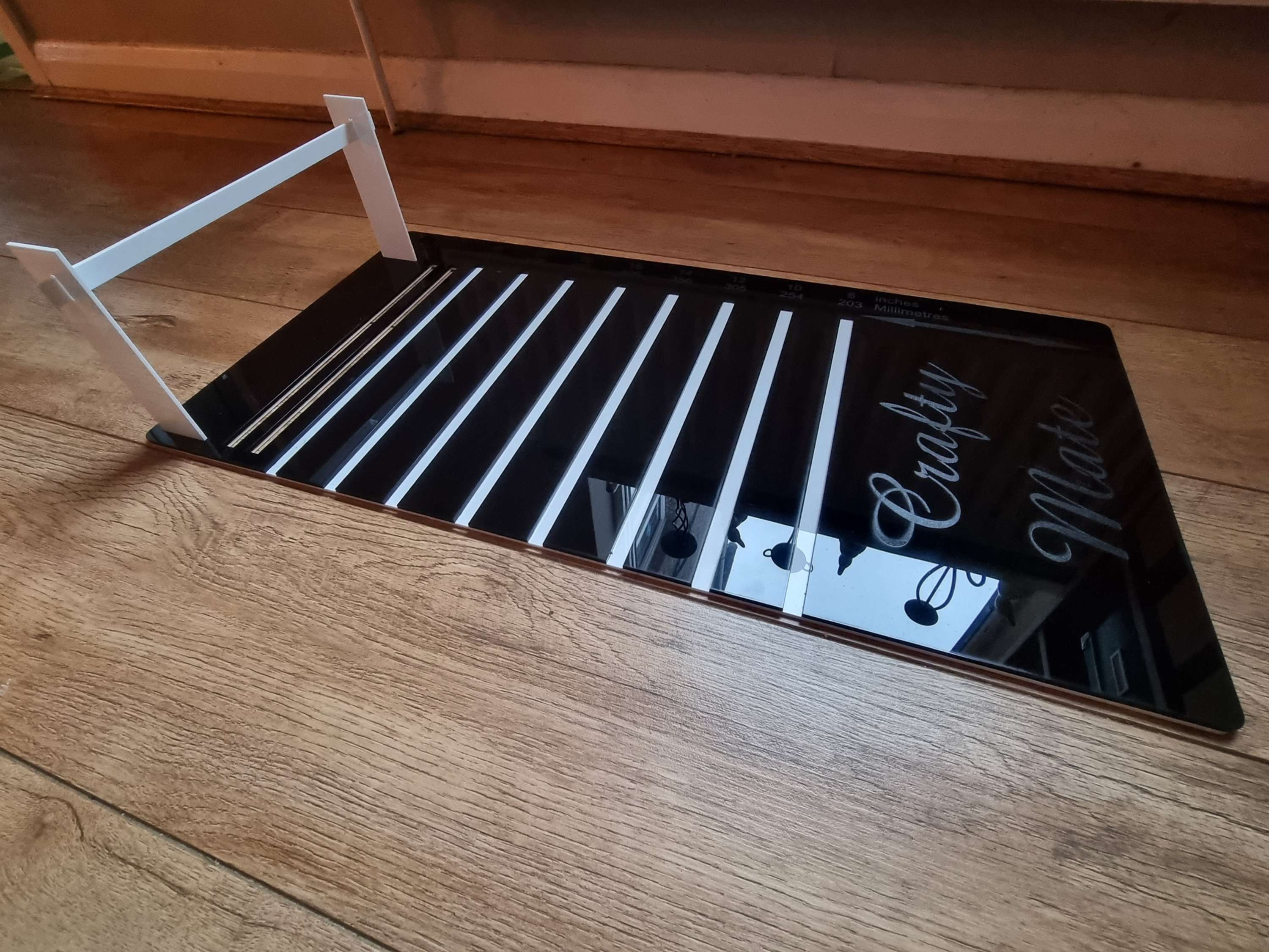 Crafty Mate Wreath cutting template for mesh ribbon gauze