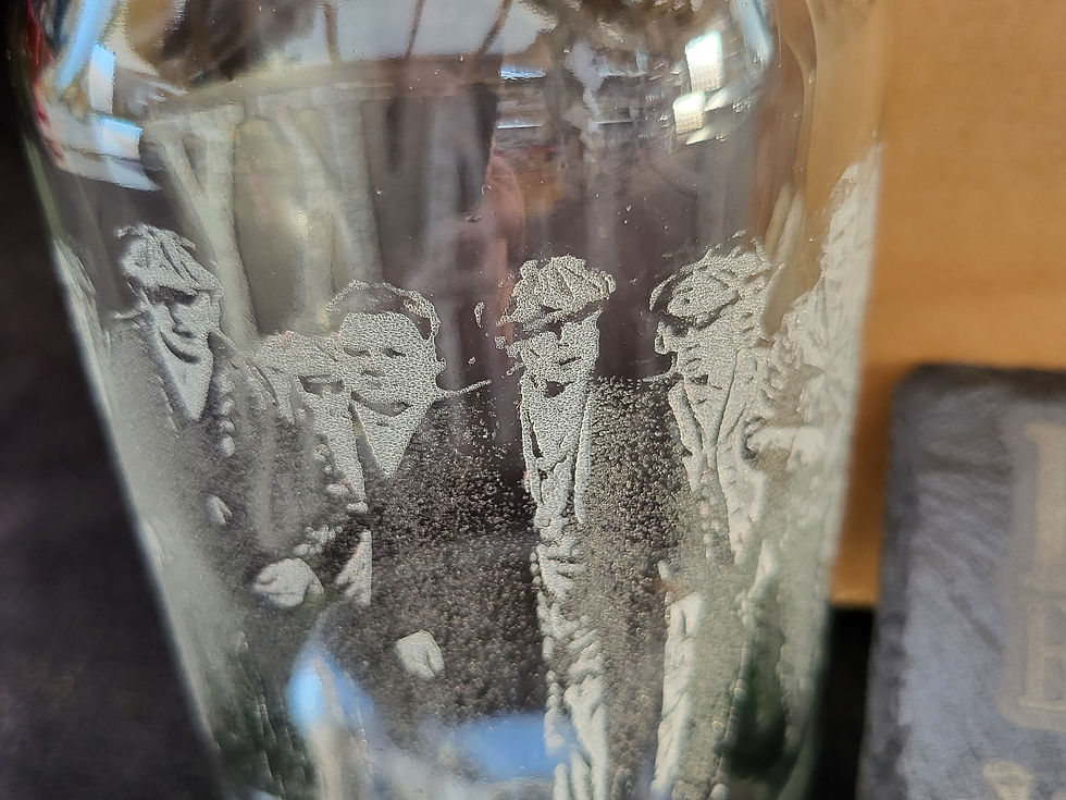 Thumbnail: Peaky Blinders decanter box set can be personalised