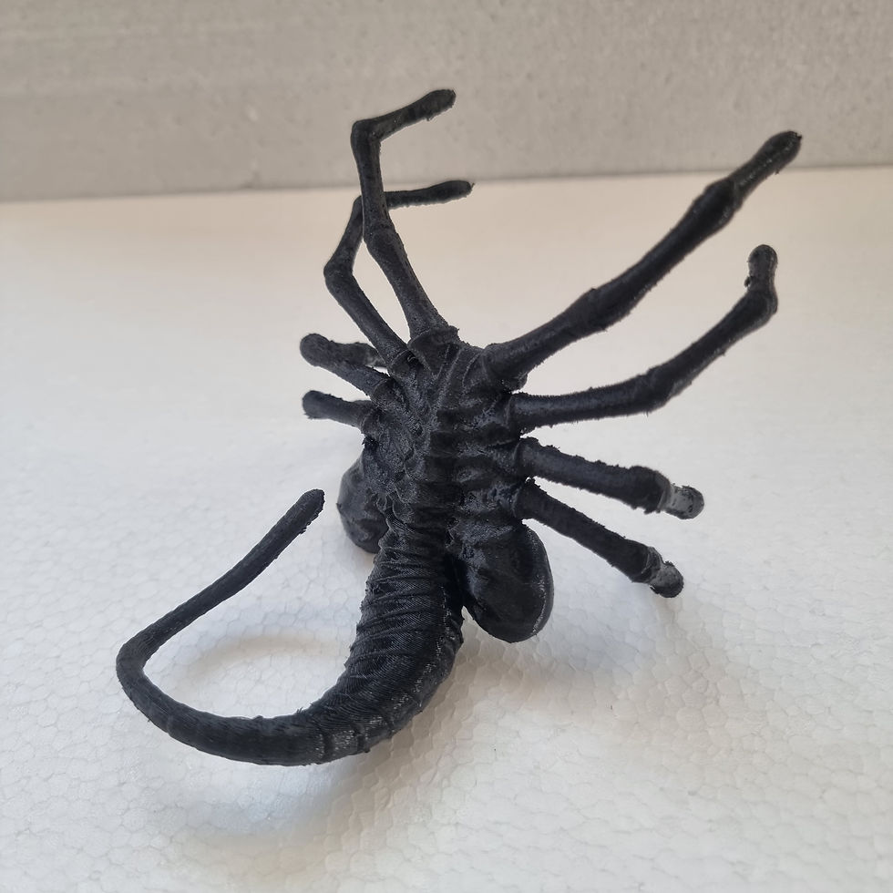 Thumbnail: Facehugger Alien 3D Printed phone stand gift box set personalised