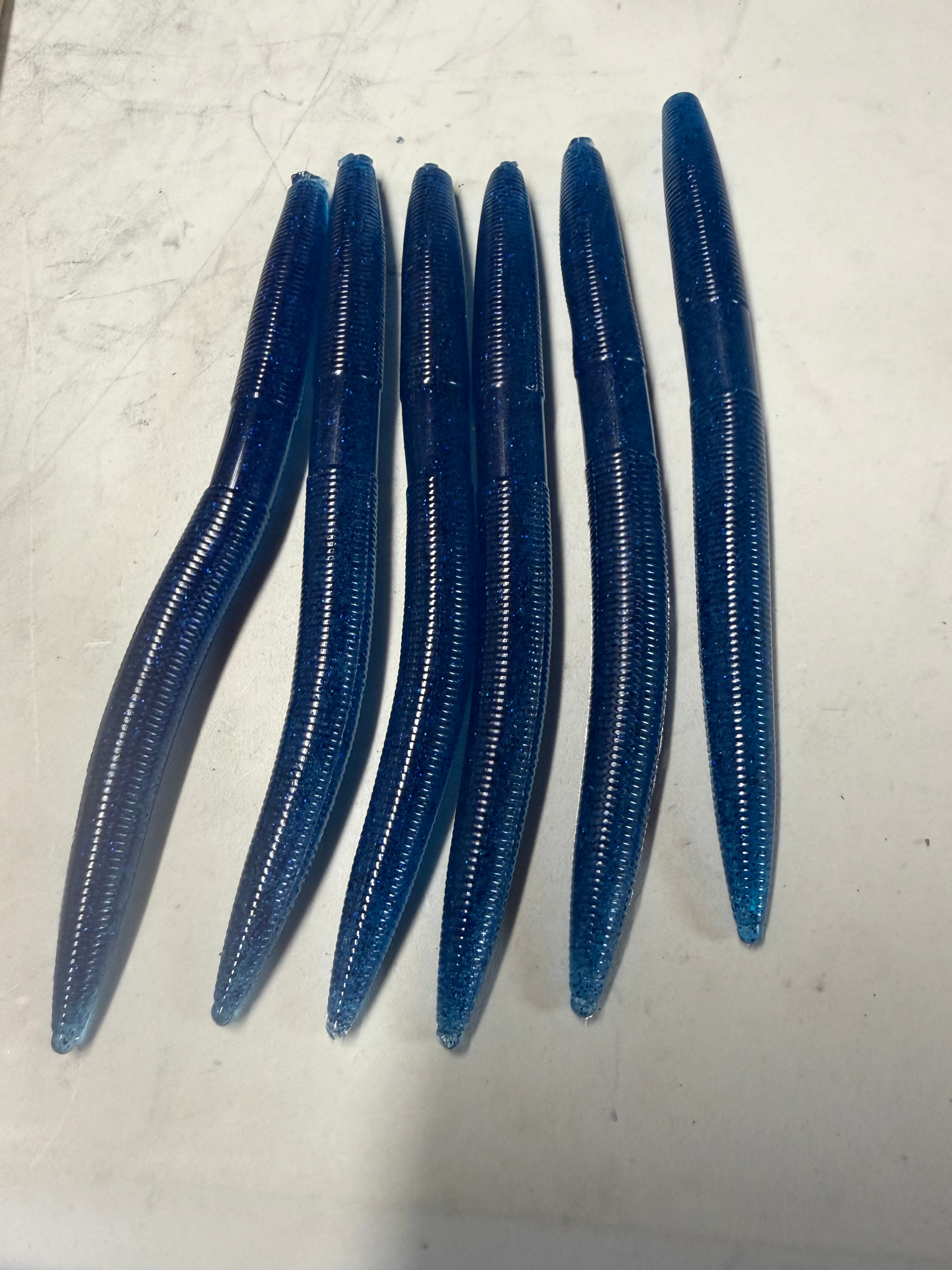 Varsity Blue -worm 