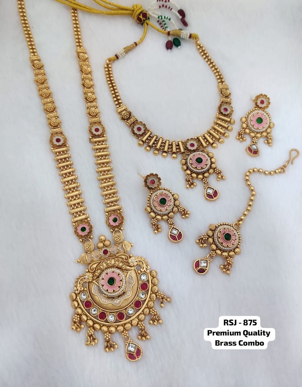 Thumbnail: Bridal jewelry 