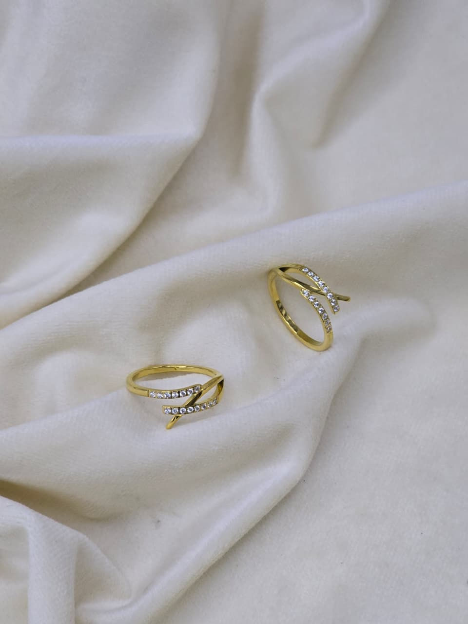 Thumbnail: Elegant Gold-Plated Ring Collection (Imitation Jewellery)
