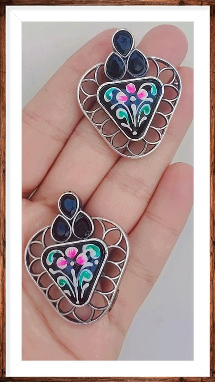 Thumbnail: Victoria earrings 