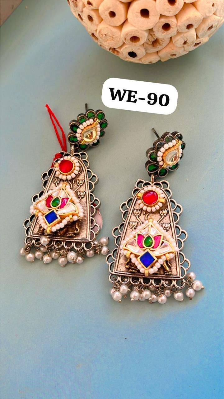 Thumbnail: Fancy earrings 