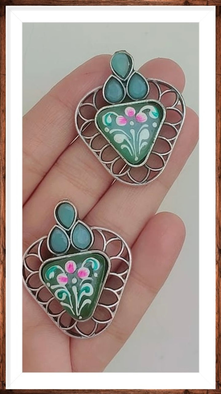 Thumbnail: Victoria earrings 