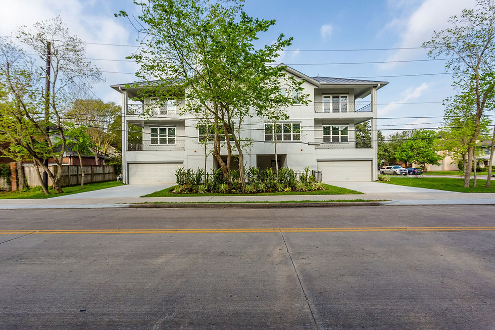 Bellaire Front View