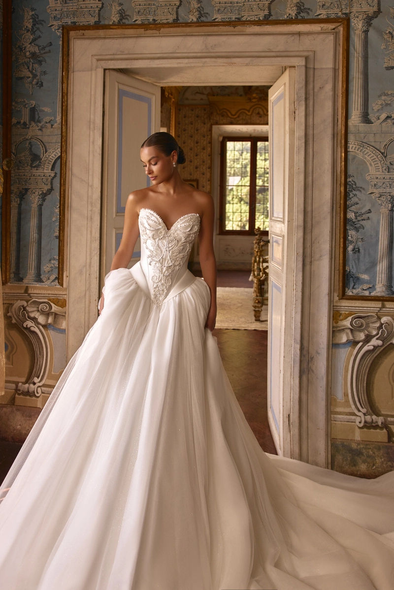 Sofianne Wedding Dress by Oksana Mukha