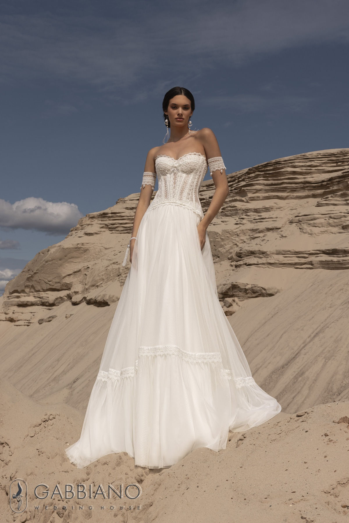 Dжamiliya Wedding Dress by Gabbiano