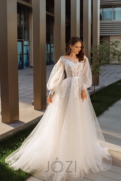 Gabbiano Berta off-the-rack wedding dress