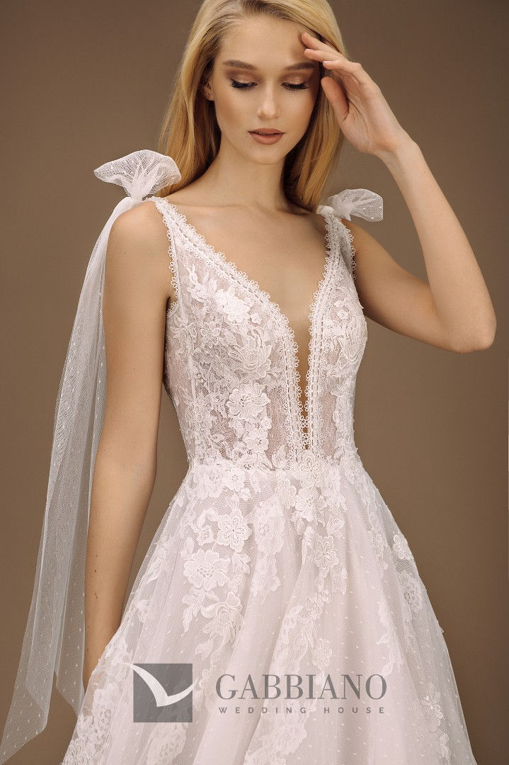 09-baileys2 wedding dress in Dallas