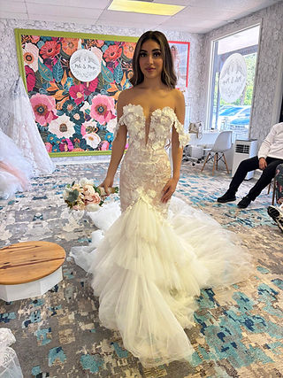 mermaid dresse White Iridescent Sequin Prom Dress V Neck Mermaid Formal Evening Gown Straps White / US4