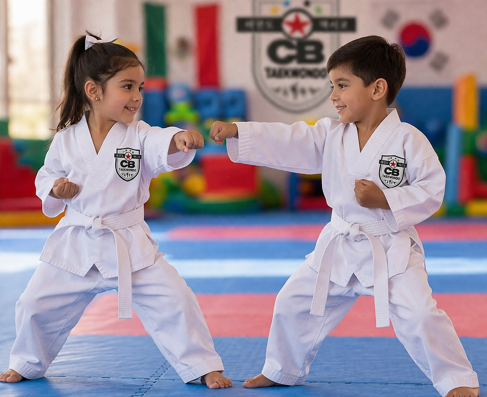 CB Kids practicando Taekwondo