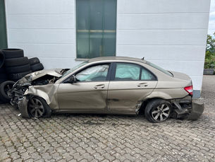 Die 130%-Regel erklärt: So retten Sie Ihr Auto nach einem wirtschaftlichen Totalschaden