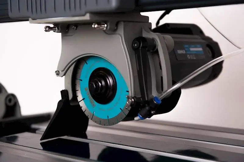 Miniatură: Masina semi-automata taiat/frezat gresie faianta 3kW 180cm 30mm BIHUI-TCSA1800