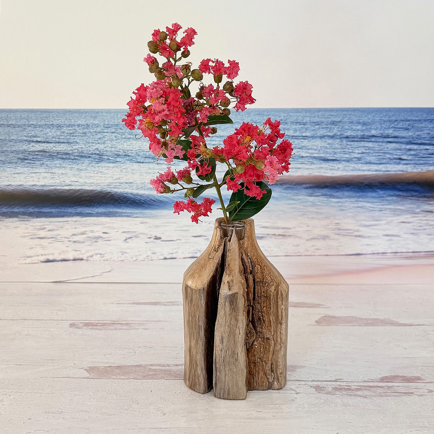 Handcrafted Driftwood Vase 014 displaying natural wood grain