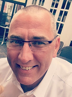 Dave Evans - Owner of It's Been Emulsional. Painter and decorator in Warrington, Widnes, Runcorn, St Helens and Liverpool