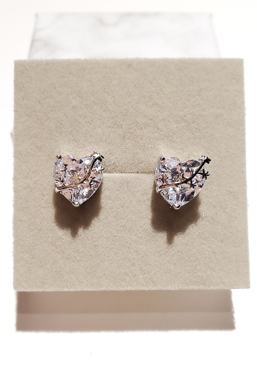Miniatura: Pendientes Corazón Casto de San José Blanco