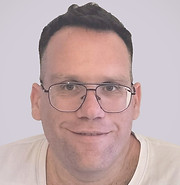 Shai Kotzer_edited_edited_edited.jpg