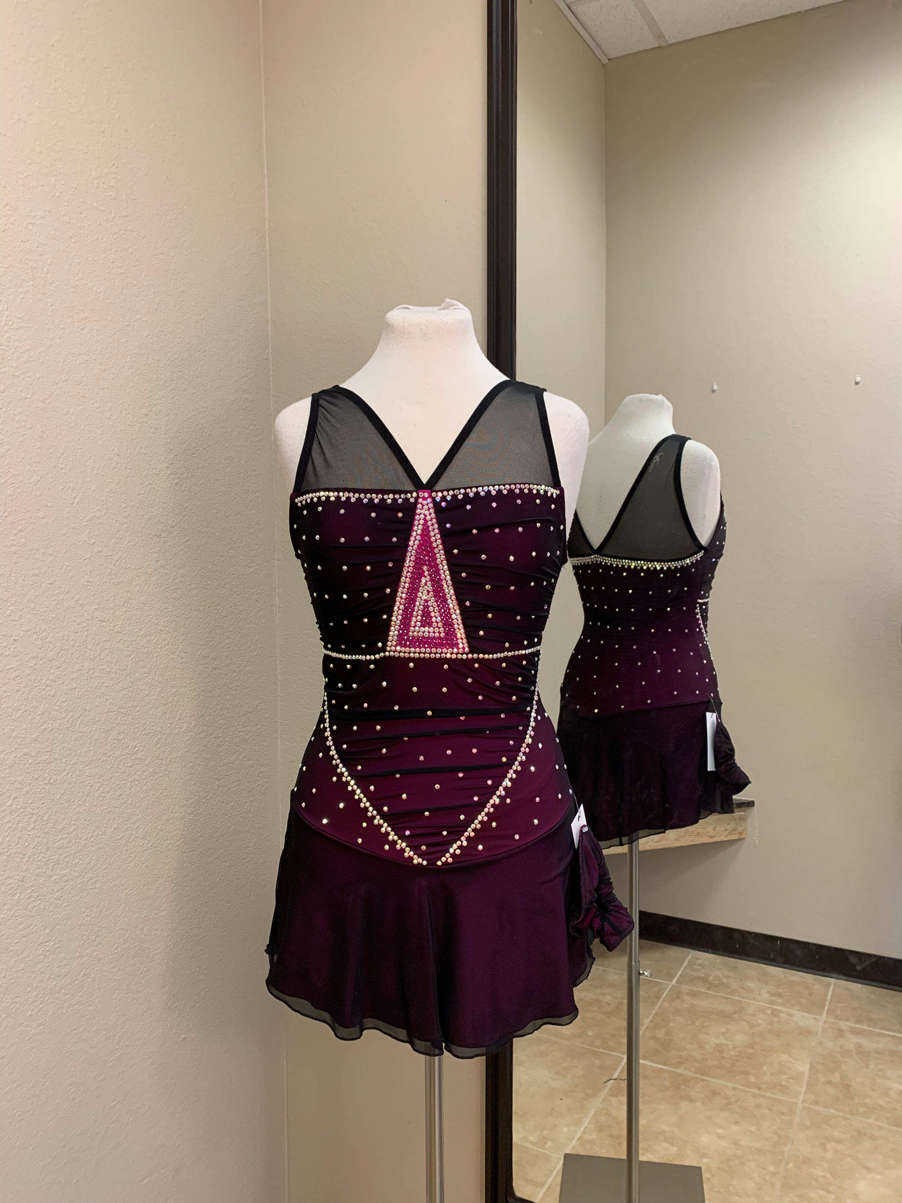 Adult Medium - Black/Fuschia Beaded Dress!
