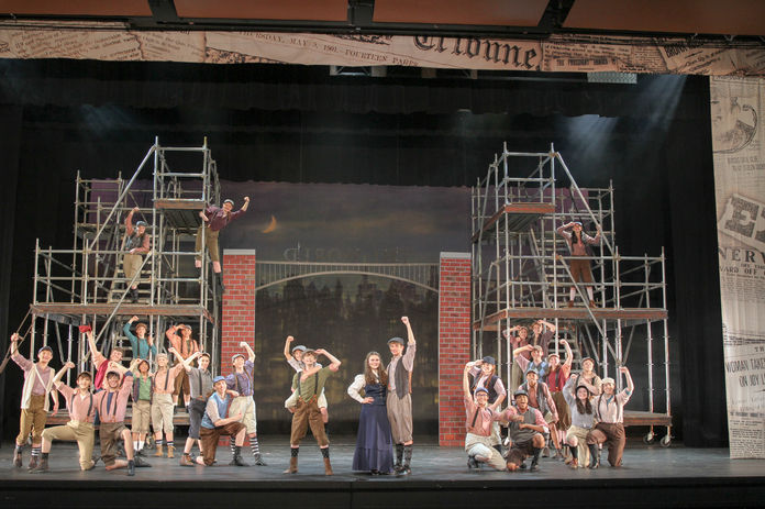 tx_newsies-41.jpg
