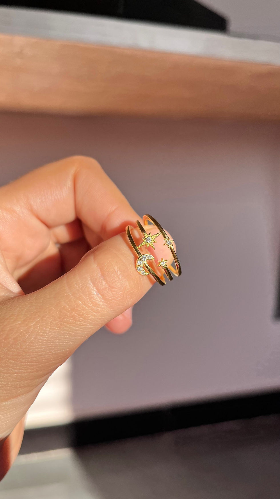 Thumbnail: Multilayer adjustable crescent ring 