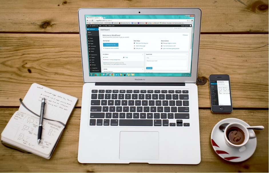 virtual assistant. 5 reasons how a virtual assistant can help your business. business. business support. small business. small business support. personal assistant. remote. freelance. freelancer. guest. guest blogger. business blog.