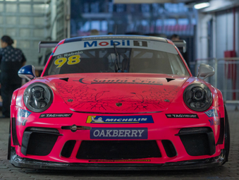 O campeonato brasileiro será o primeiro a utilizar o sistema Boost, que adiciona potência ao carro por tempo limitado, trazendo uma nova dimensão de estratégia e emoção às disputas. Com o novo recurso, os pilotos poderão contar com até 30 cavalos a mais durante 25 segundos por acionamento.