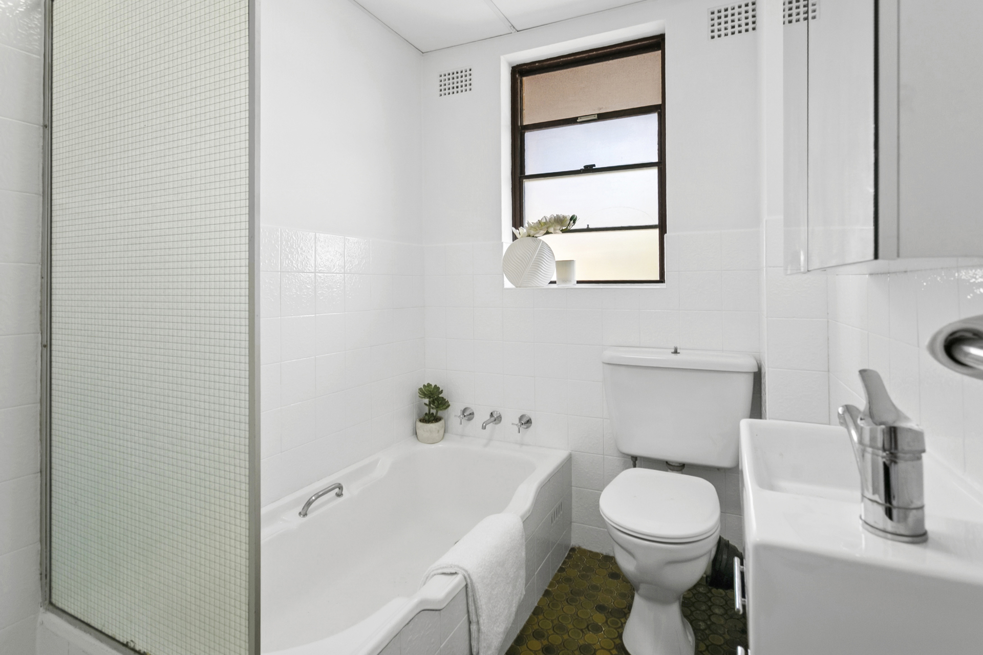 6/9 Ronald Avenue, Freshwater - Thumbnail 6