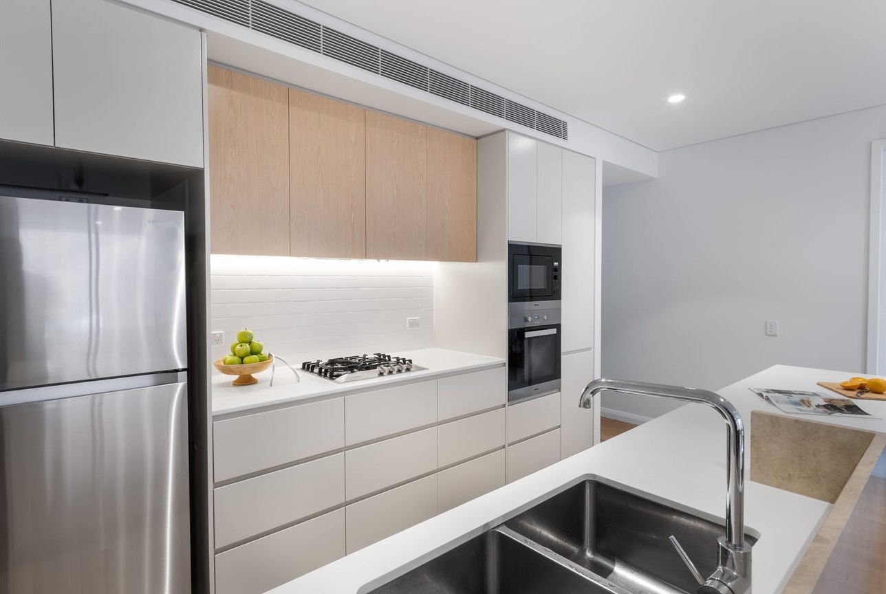 4/18 Marmora Street, Freshwater - Thumbnail 2