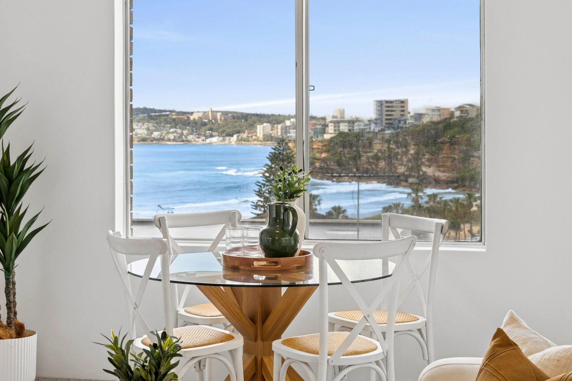 13/40 Evans Street, Freshwater - Thumbnail 2