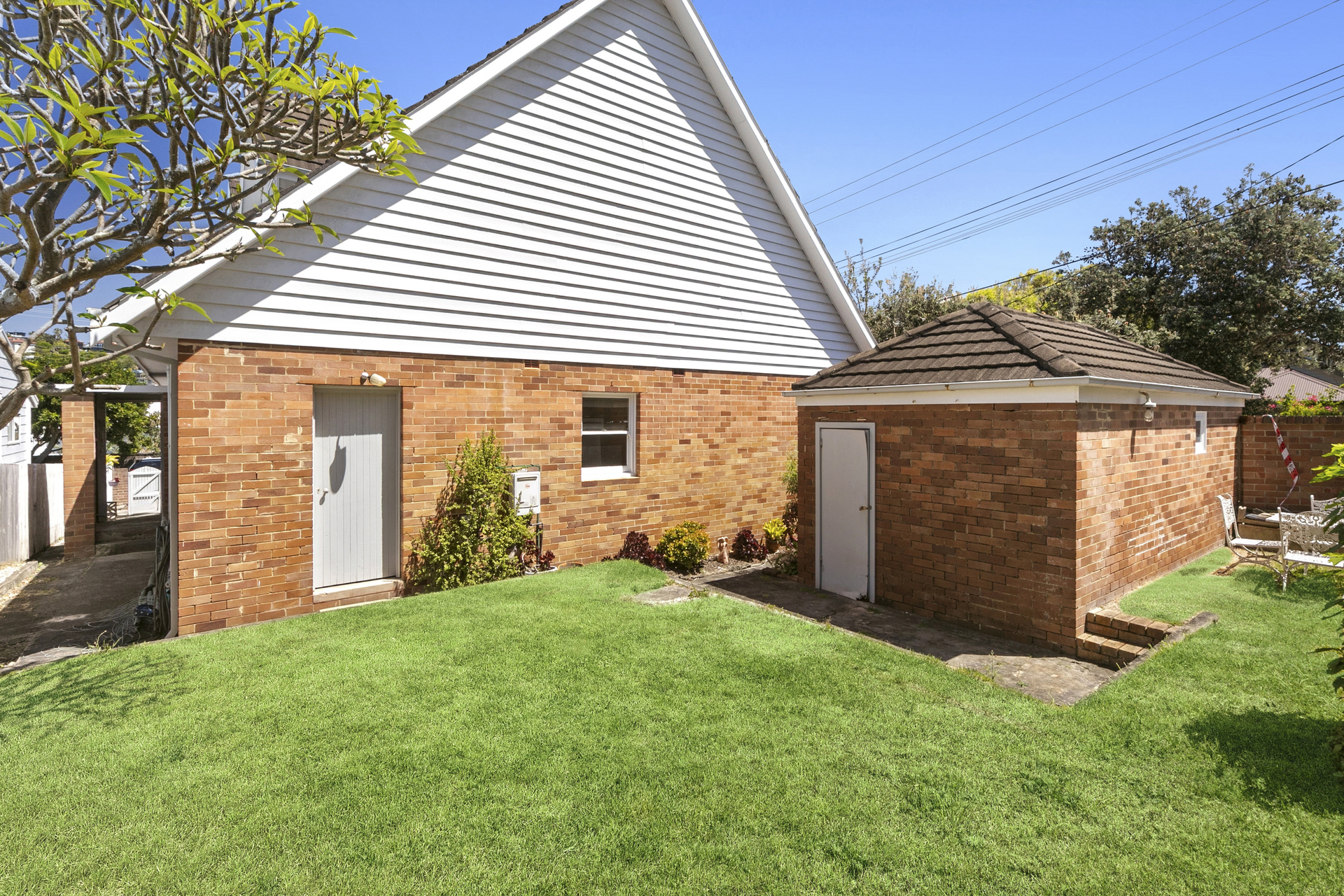24 Ocean View Road, Freshwater - Thumbnail 5