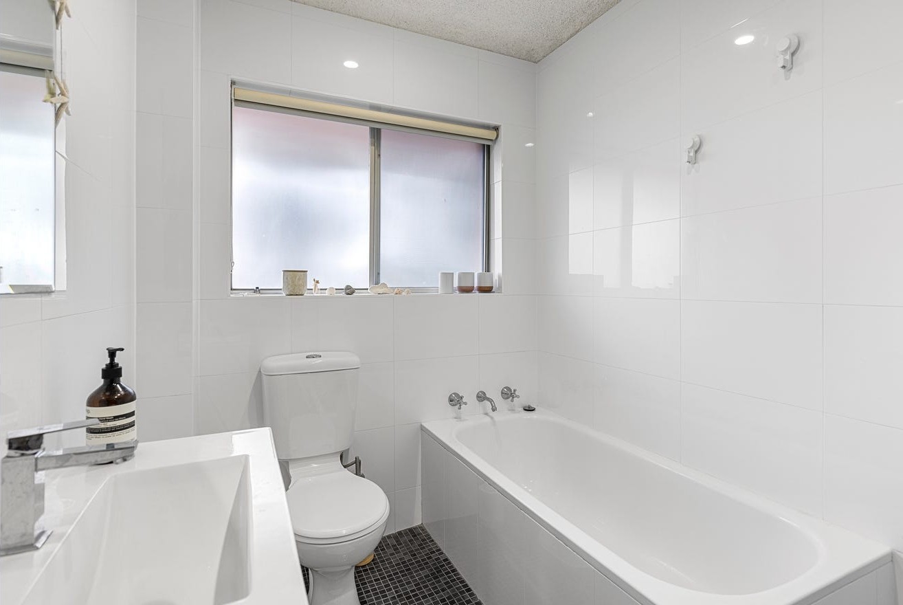 33/4 Greenwood Place, Freshwater - Thumbnail 4