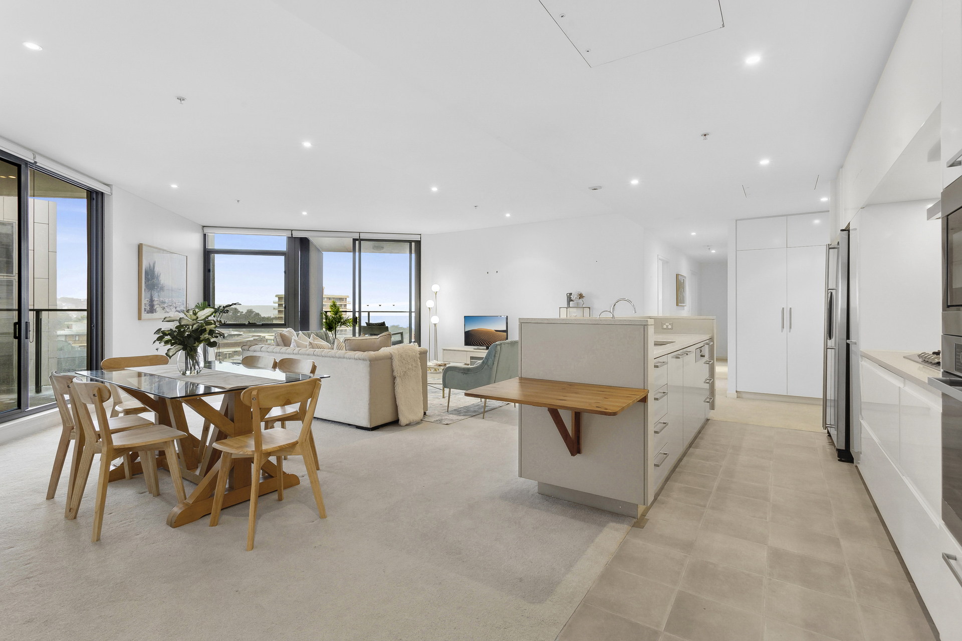 702/3 Sylvan Avenue, Balgowlah - Thumbnail 2